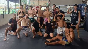 Võ sĩ tập luyện chuyên nghiệp tại Fight Gear